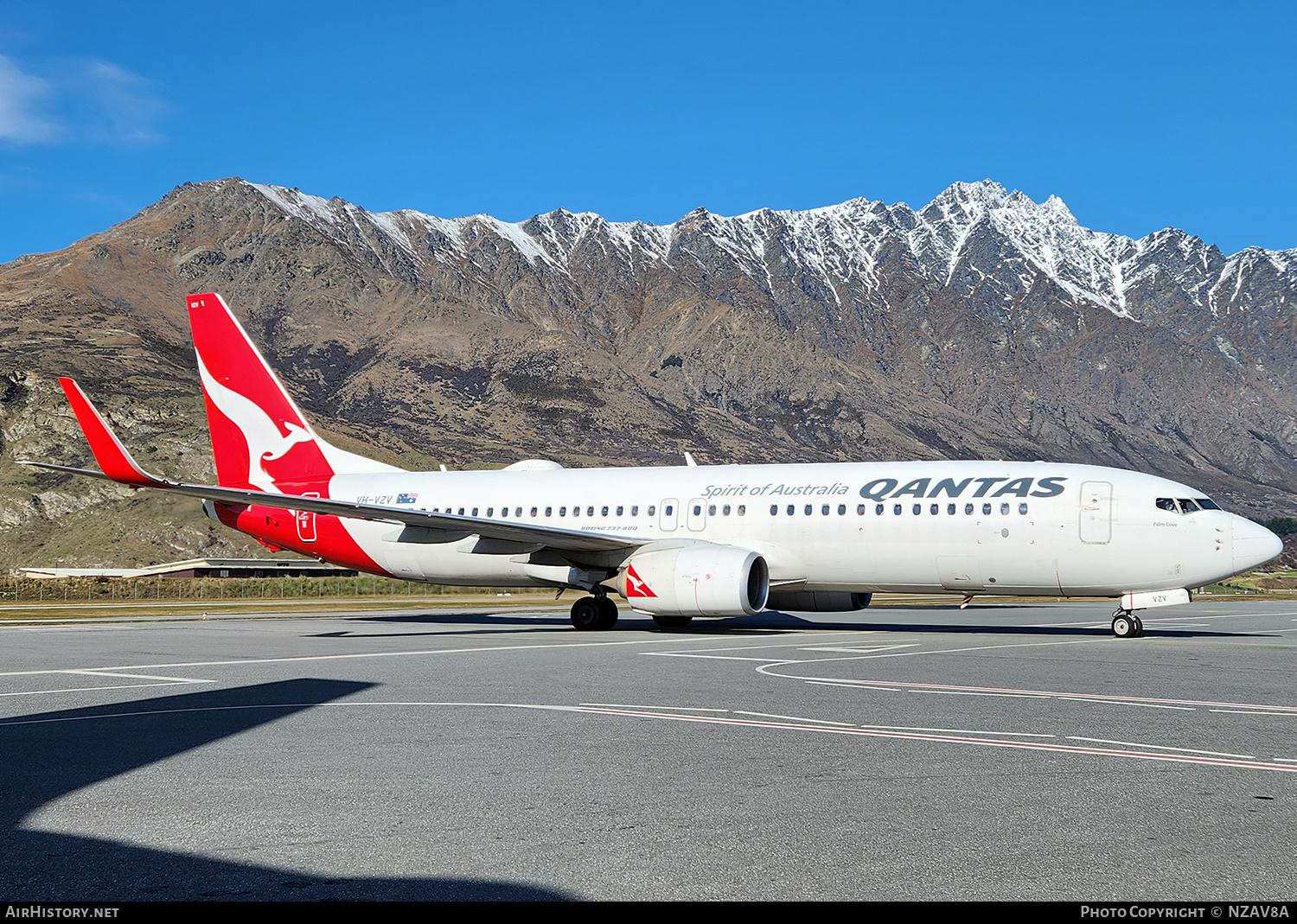 Aircraft Photo of VH-VZV | Boeing 737-838 | Qantas | AirHistory.net #724533