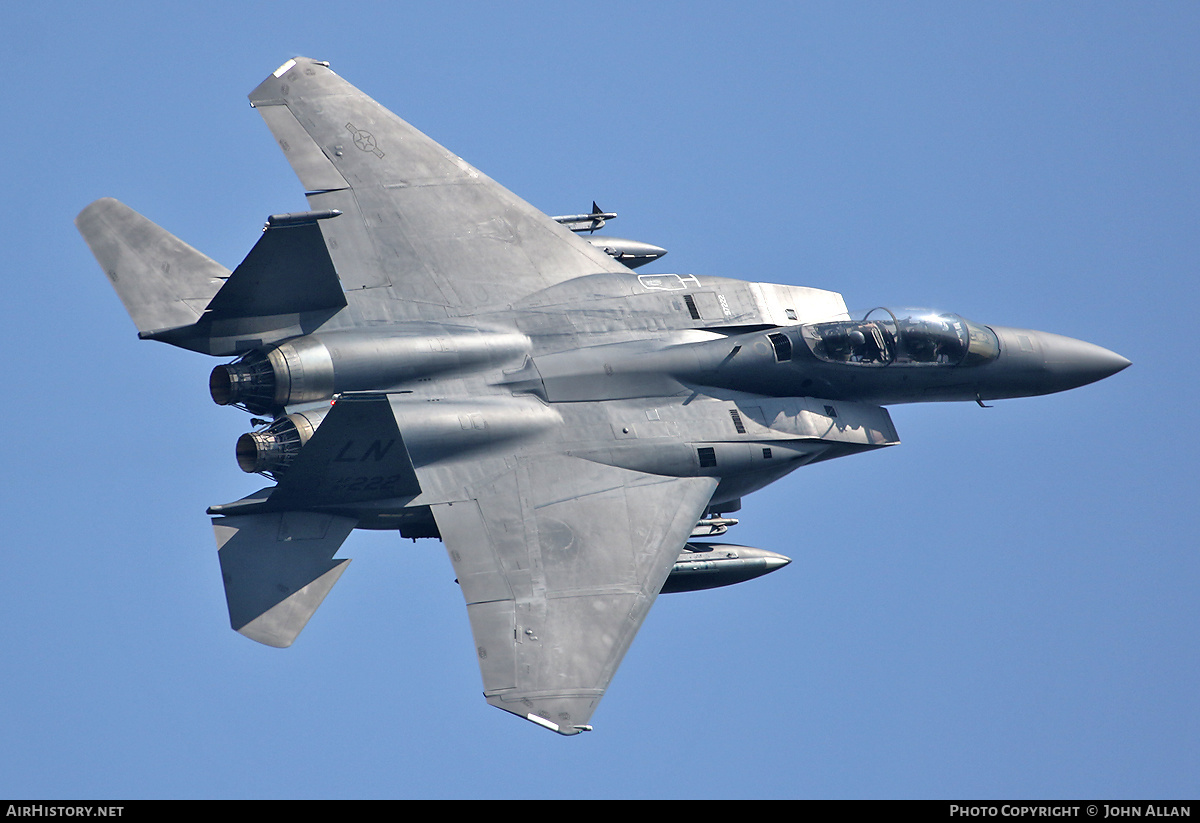 Aircraft Photo of 97-0220 / AF97-220 | Boeing F-15E Strike Eagle | USA - Air Force | AirHistory.net #724822