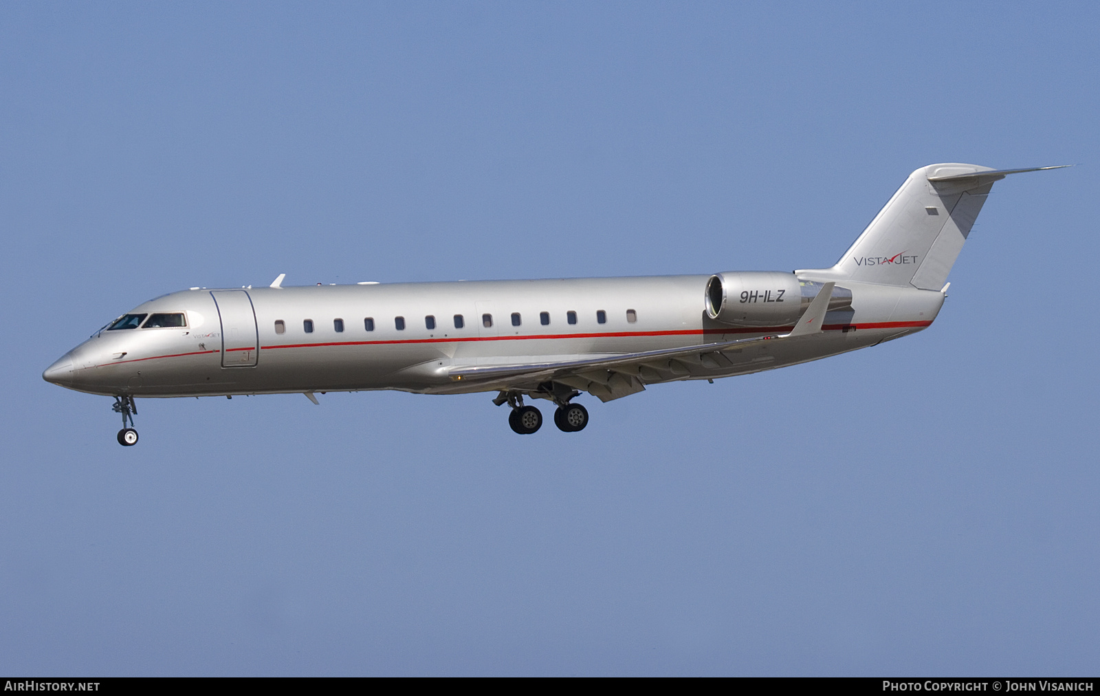 Aircraft Photo of 9H-ILZ | Bombardier Challenger 850 (CRJ-200SE/CL-600-2B19) | VistaJet | AirHistory.net #724870