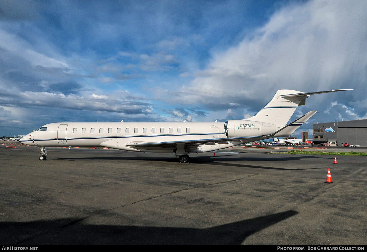 Aircraft Photo of N328LM | Bombardier Global 7500 (BD-700-2A12) | AirHistory.net #724993