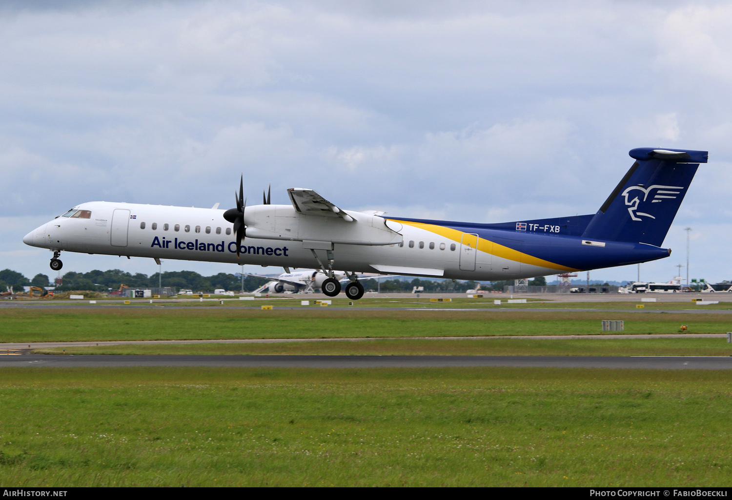 Aircraft Photo of TF-FXB | Bombardier DHC-8-402 Dash 8 | Air Iceland Connect | AirHistory.net #725002