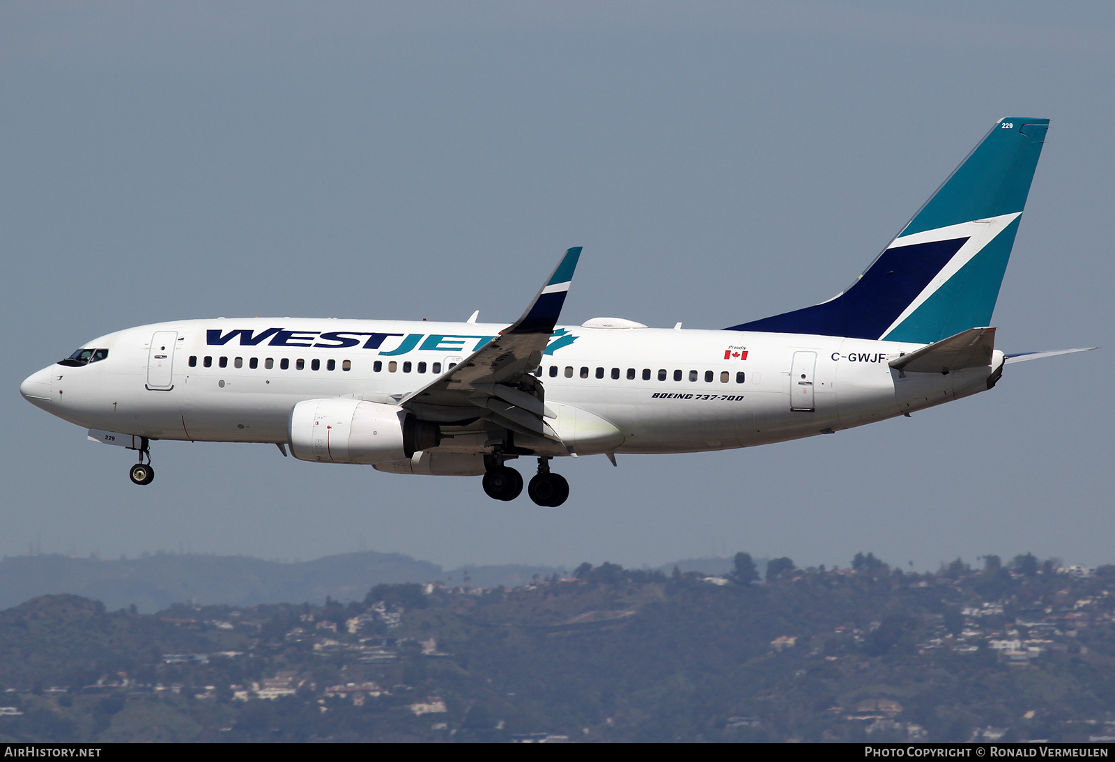 Aircraft Photo of C-GWJF | Boeing 737-7CT | WestJet | AirHistory.net #725095