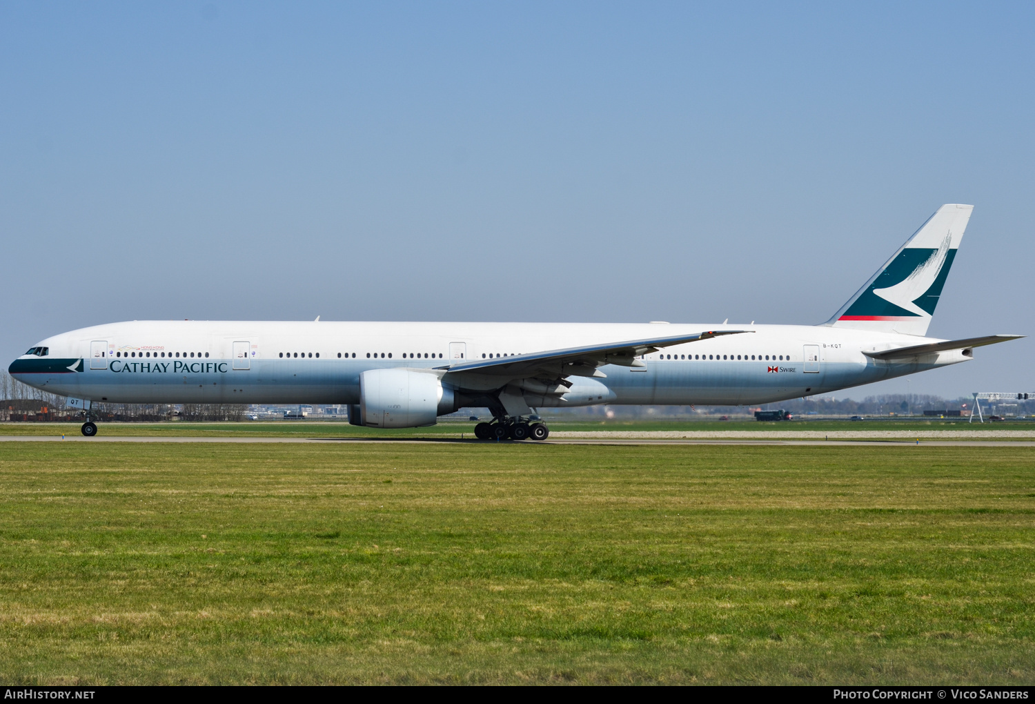 Aircraft Photo of B-KQT | Boeing 777-367/ER | Cathay Pacific Airways | AirHistory.net #725257