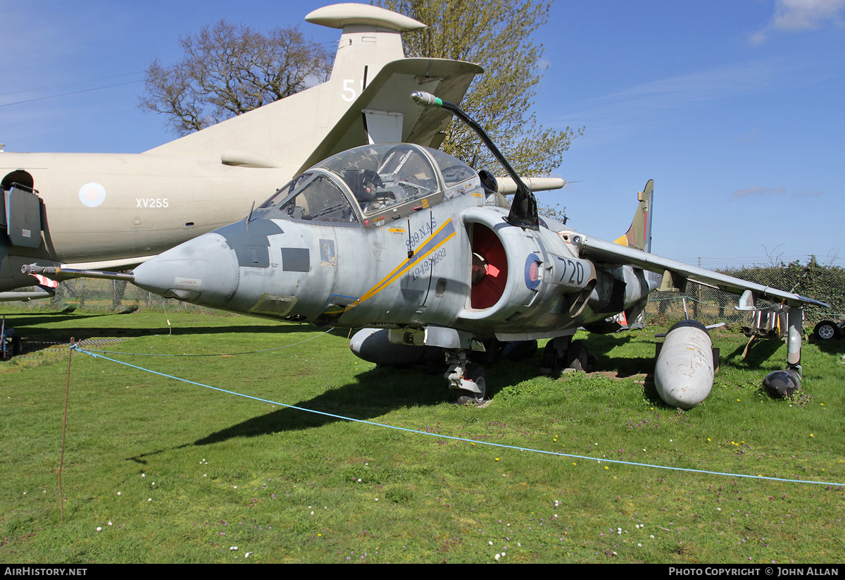 Aircraft Photo of XW268 | Hawker Siddeley Harrier T4N | UK - Navy | AirHistory.net #725342