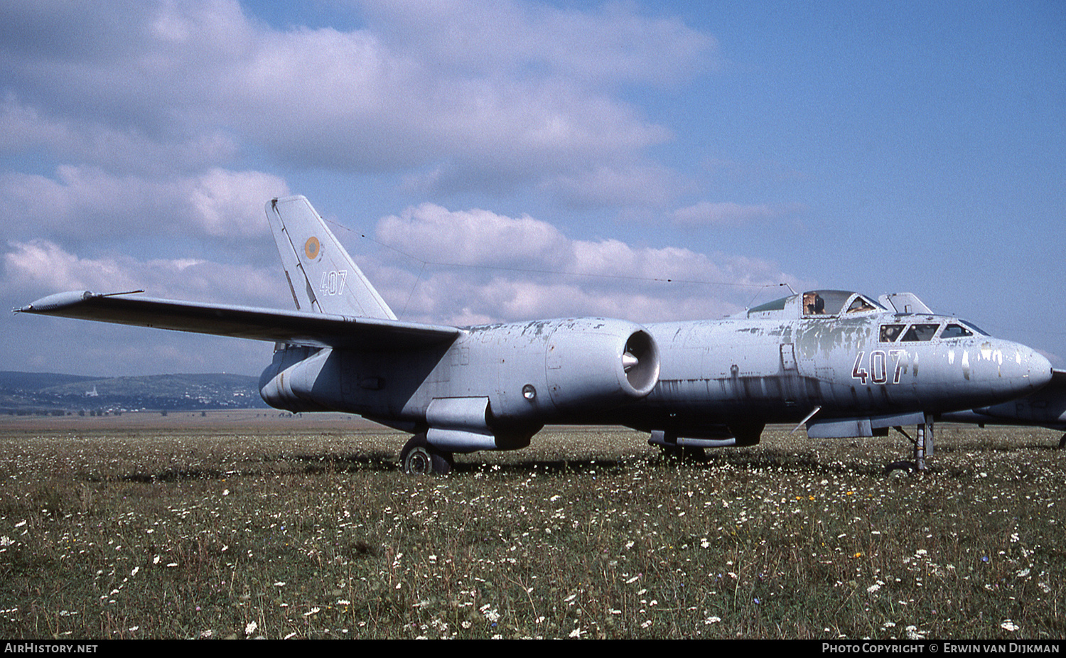 Aircraft Photo of 407 | Harbin HJ-5R (DC) | Romania - Air Force | AirHistory.net #725385
