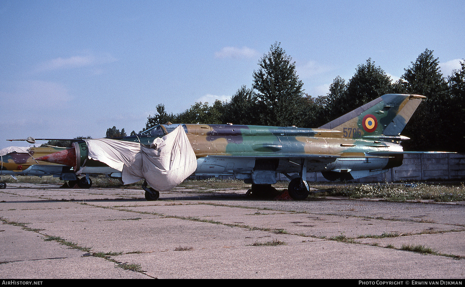 Aircraft Photo of 5705 | Mikoyan-Gurevich MiG-21MF-75 Lancer A | Romania - Air Force | AirHistory.net #725503