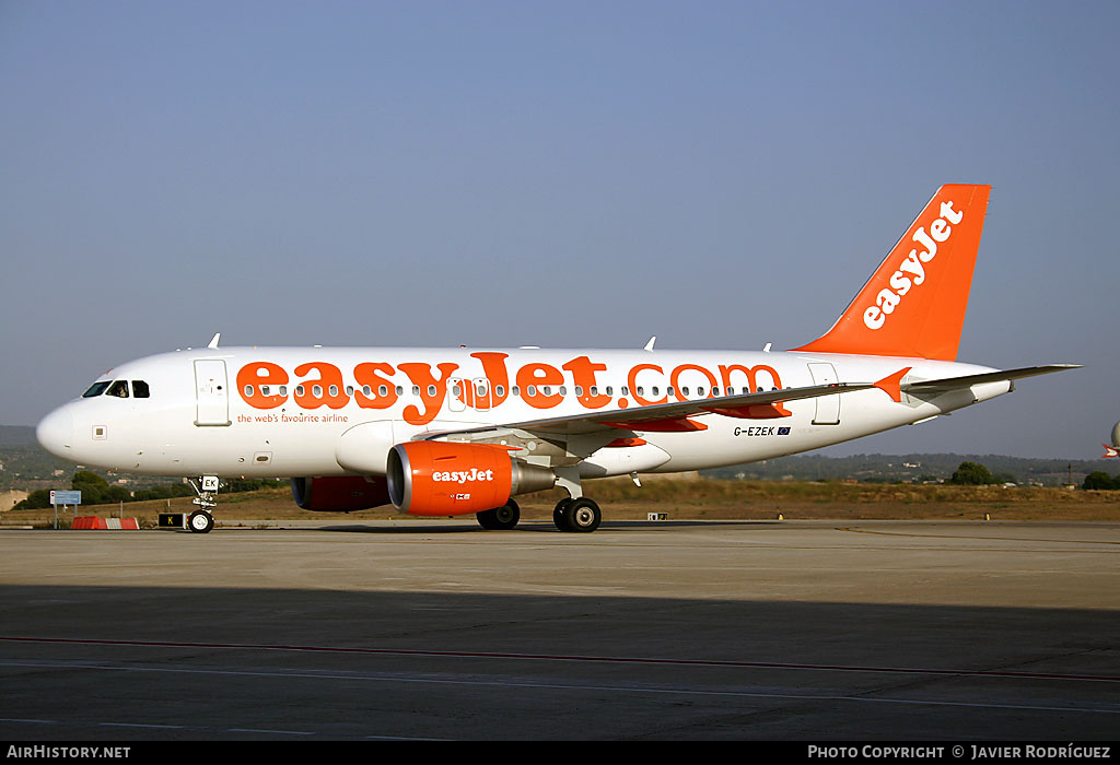 Aircraft Photo of G-EZEK | Airbus A319-111 | EasyJet | AirHistory.net #725552