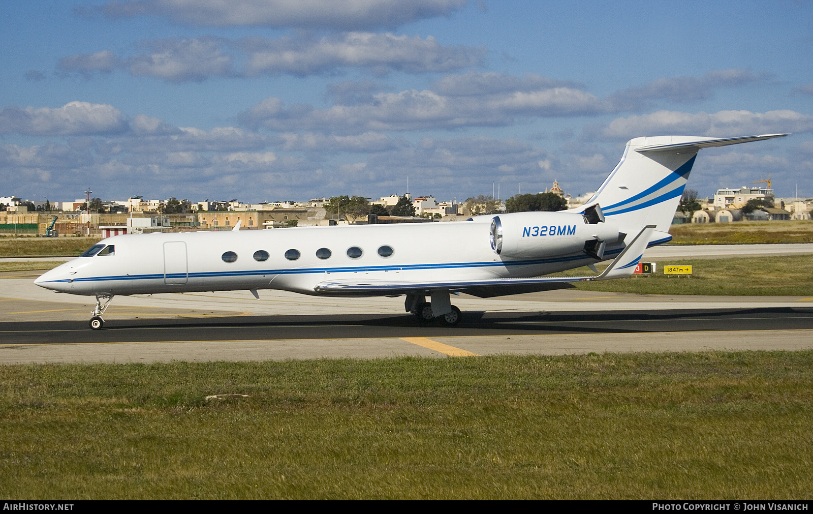 Aircraft Photo of N328MM | Gulfstream Aerospace G-V Gulfstream V | AirHistory.net #725611