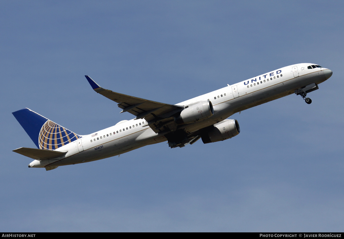 Aircraft Photo of N14121 | Boeing 757-224 | United Airlines | AirHistory.net #725687