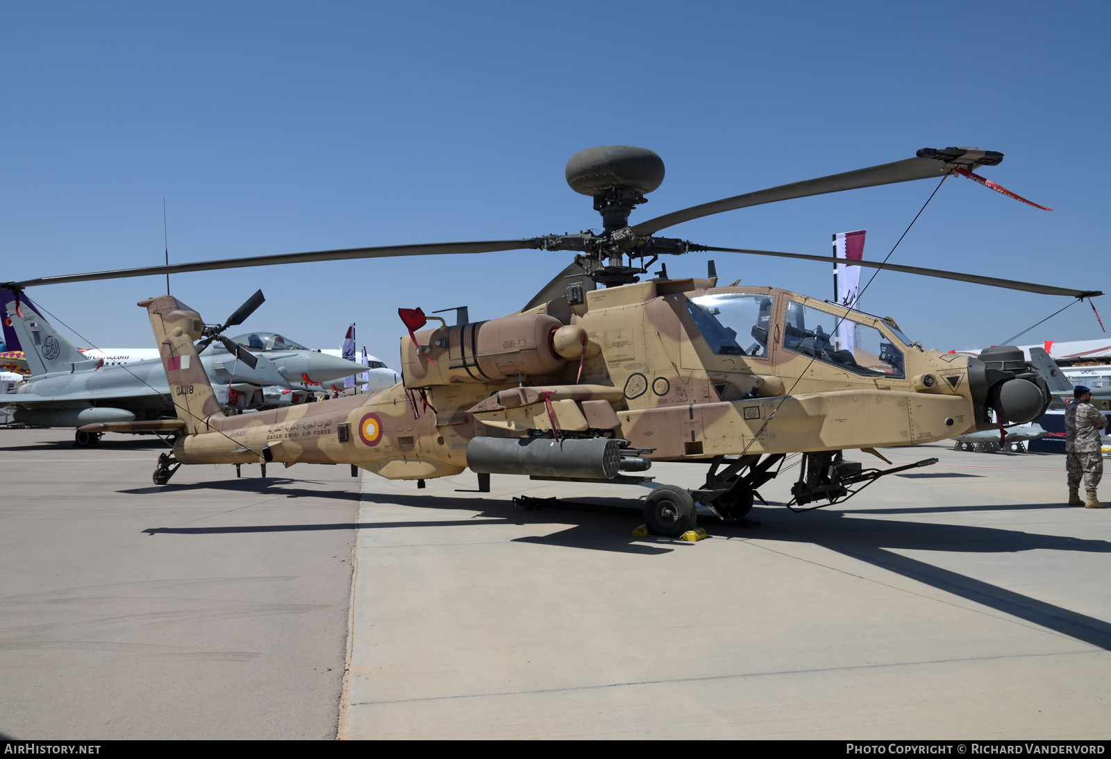 Aircraft Photo of QA118 | Boeing AH-64E Apache Guardian | Qatar - Air Force | AirHistory.net #725694
