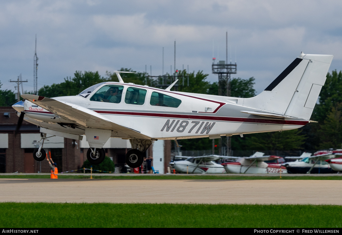 Aircraft Photo of N1871W | Beech B55 Baron (95-B55) | AirHistory.net #725827