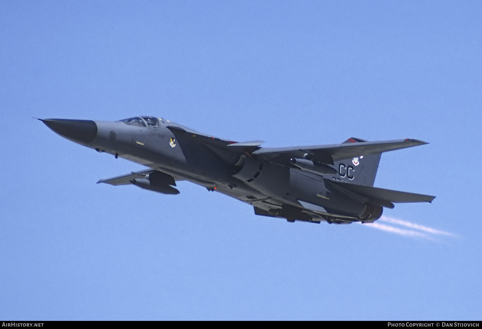 Aircraft Photo of 70-2398 / AF70-398 | General Dynamics F-111F Aardvark | USA - Air Force | AirHistory.net #725828