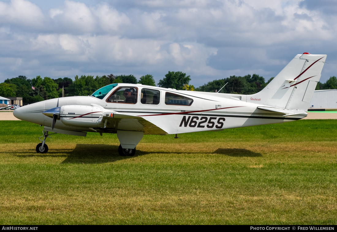 Aircraft Photo of N625S | Beech E55 Baron | AirHistory.net #725836