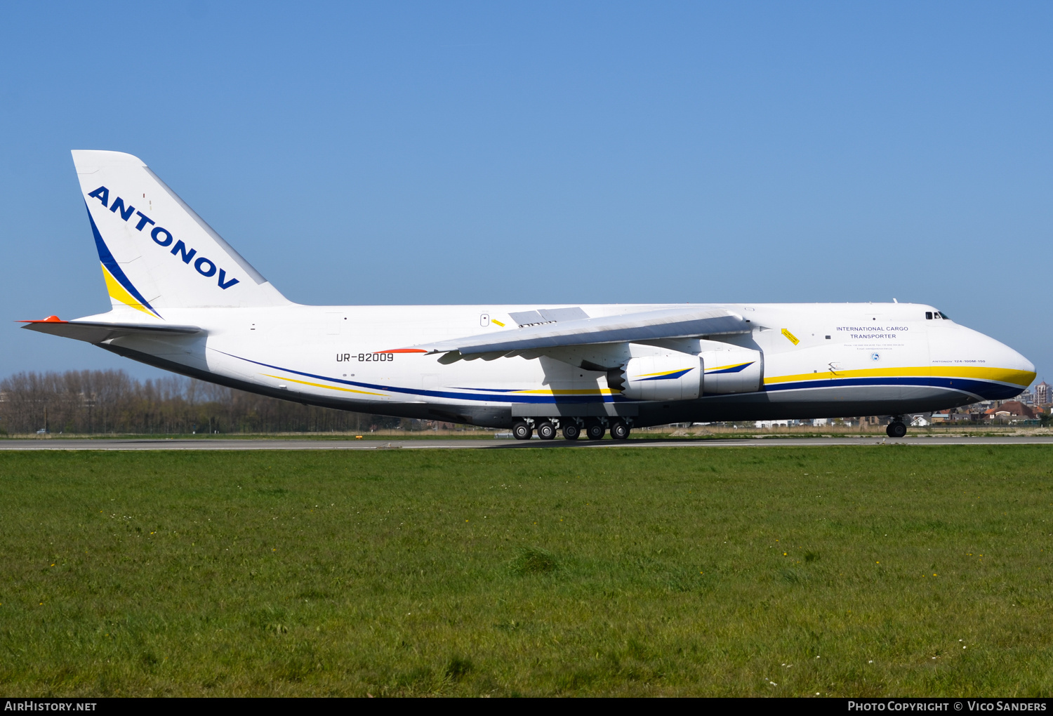 Aircraft Photo of UR-82009 | Antonov An-124-100M-150 Ruslan | Antonov Airlines | AirHistory.net #726004