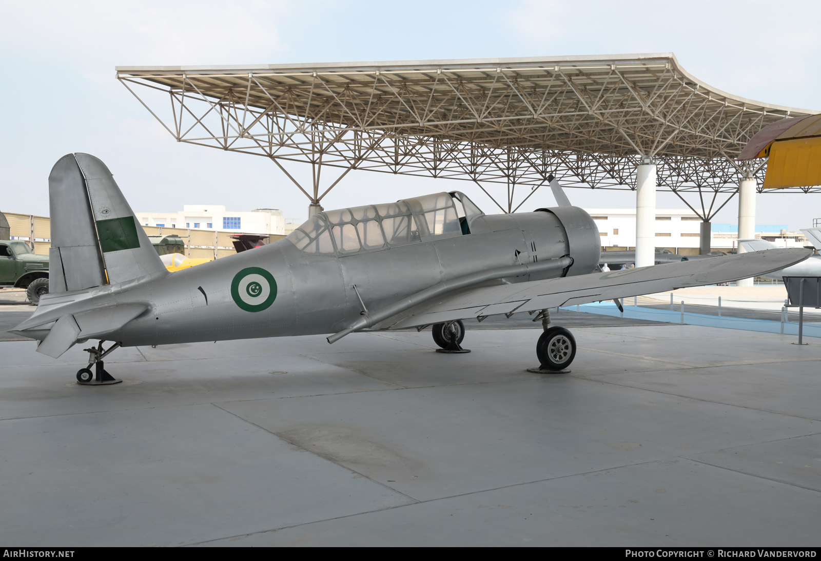 Aircraft Photo of 1 / ١ | Vultee BT-13A Valiant | Egypt - Air Force | AirHistory.net #726067
