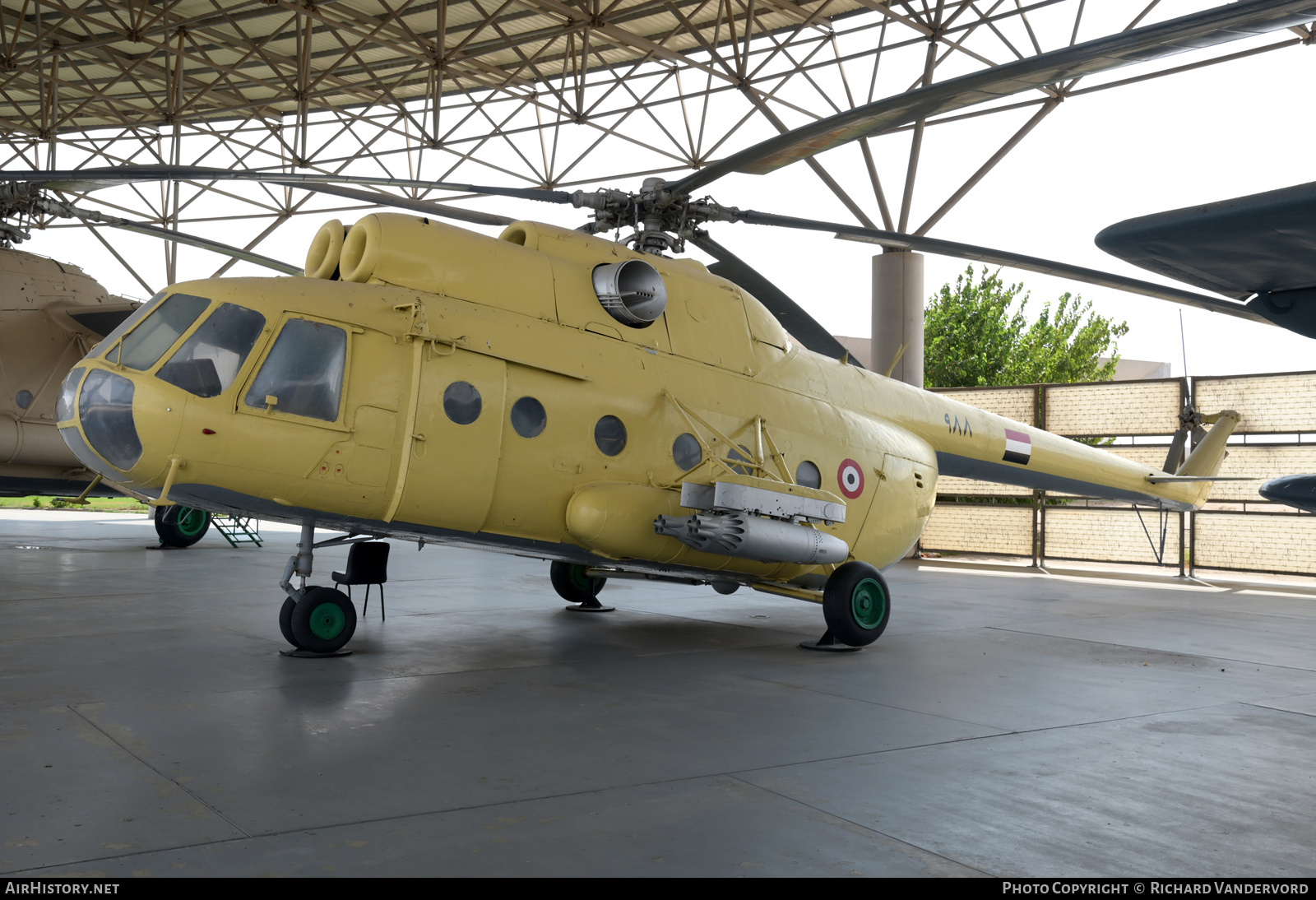 Aircraft Photo of 988 / ٩٨٨ | Mil Mi-8T | Egypt - Air Force | AirHistory.net #726080