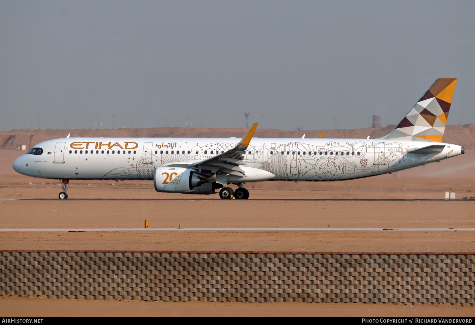 Aircraft Photo of A6-AEN | Airbus A321-251N | Etihad Airways | AirHistory.net #726212