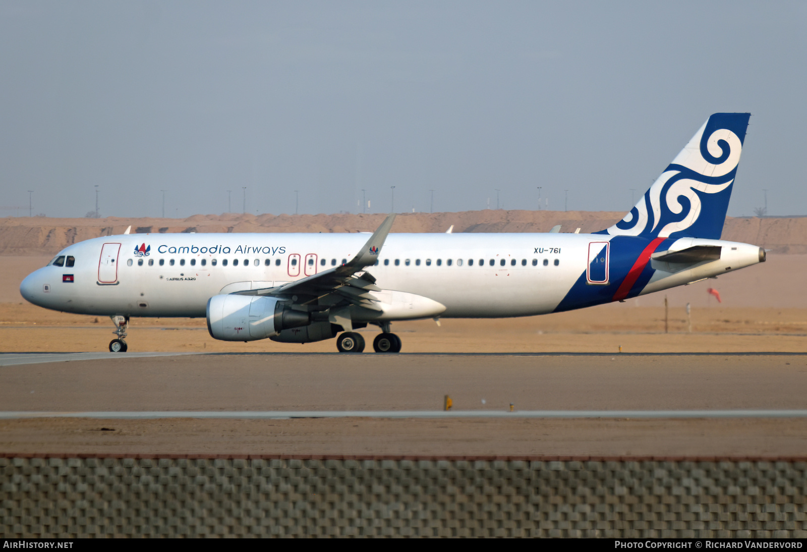 Aircraft Photo of XU-761 | Airbus A320-214 | Cambodia Airways | AirHistory.net #726247