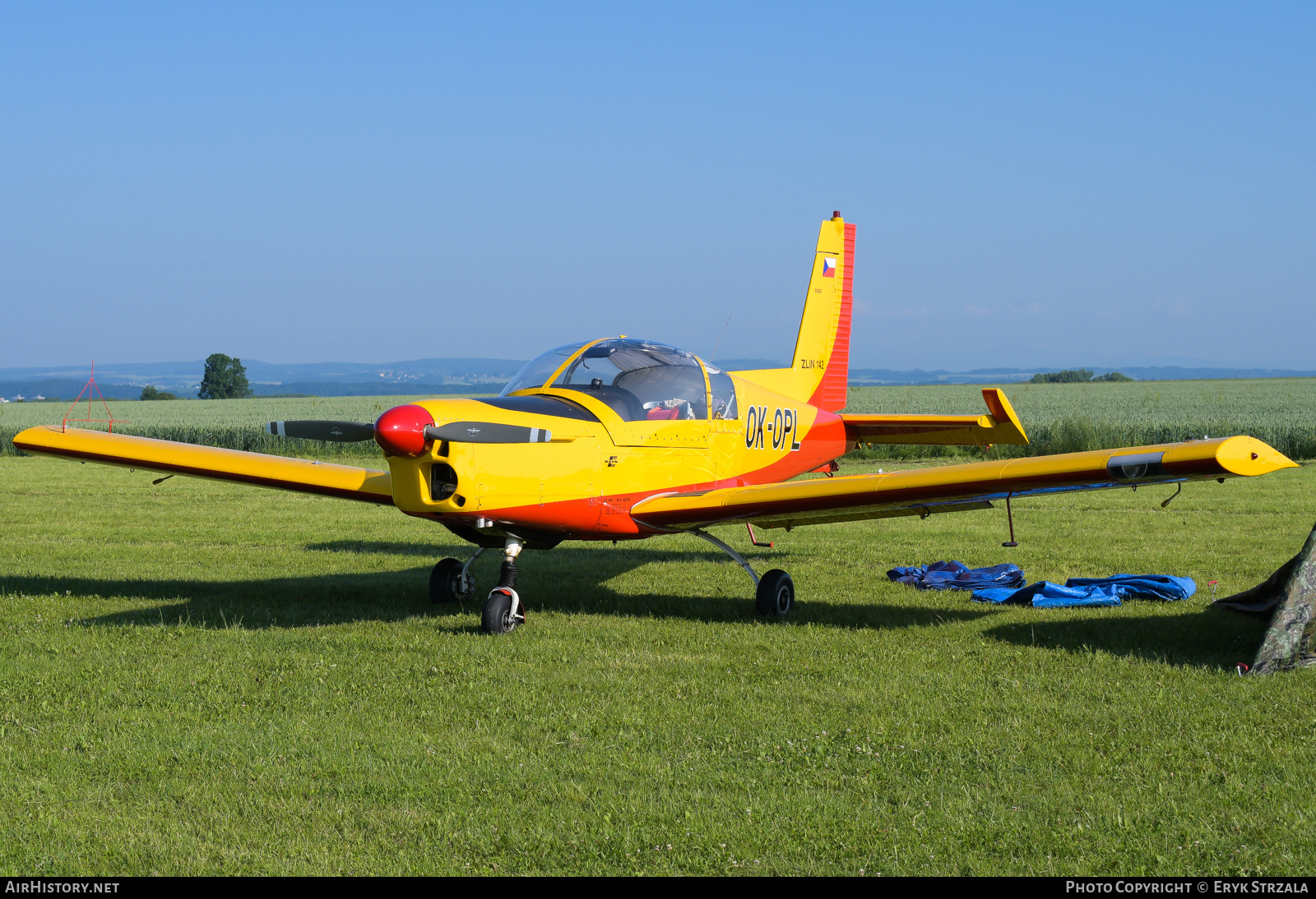 Aircraft Photo of OK-OPL | Zlin Z-142 | AirHistory.net #726388