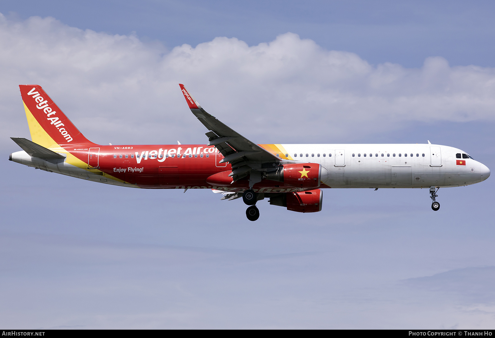 Aircraft Photo of VN-A683 | Airbus A321-211 | VietJet Air | AirHistory.net #726599