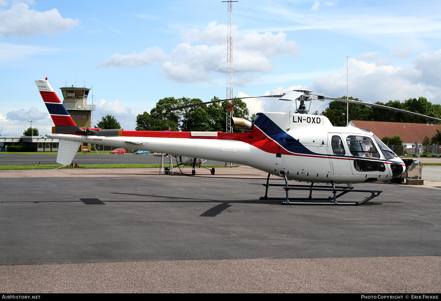Aircraft Photo of LN-OXD | Aerospatiale AS-350B-3 Ecureuil | AirHistory.net #726615