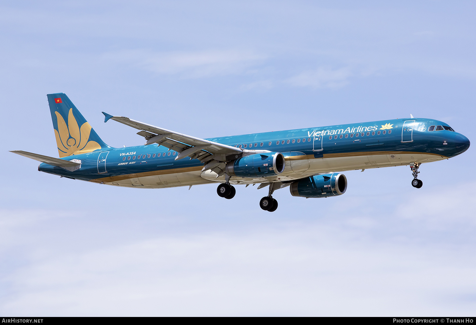 Aircraft Photo of VN-A354 | Airbus A321-231 | Vietnam Airlines | AirHistory.net #726642