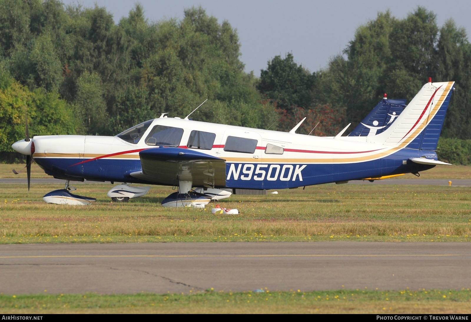 Aircraft Photo of N9500K | Piper PA-32-260 Cherokee Six | AirHistory.net #726720