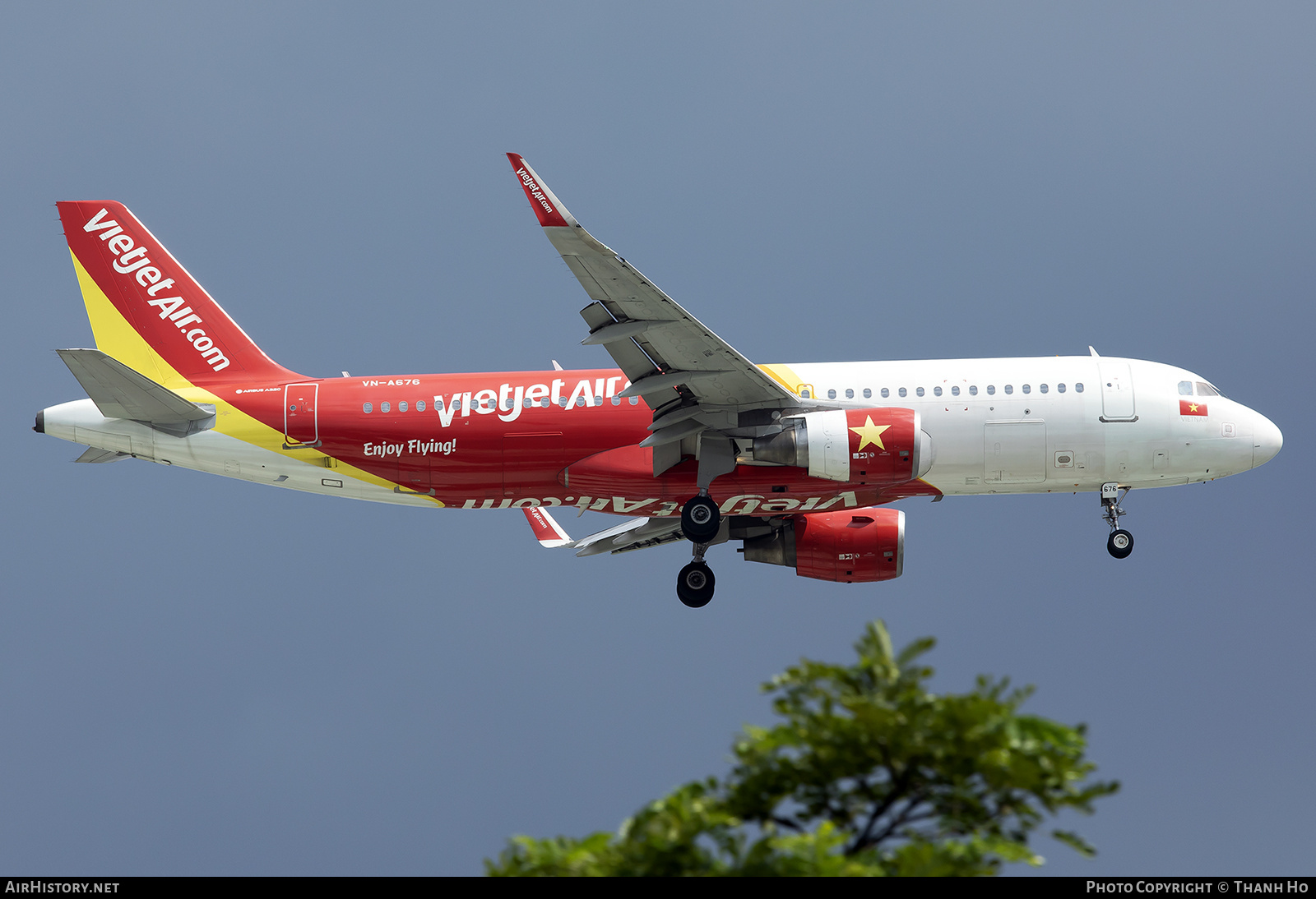 Aircraft Photo of VN-A676 | Airbus A320-214 | VietJet Air | AirHistory.net #726785