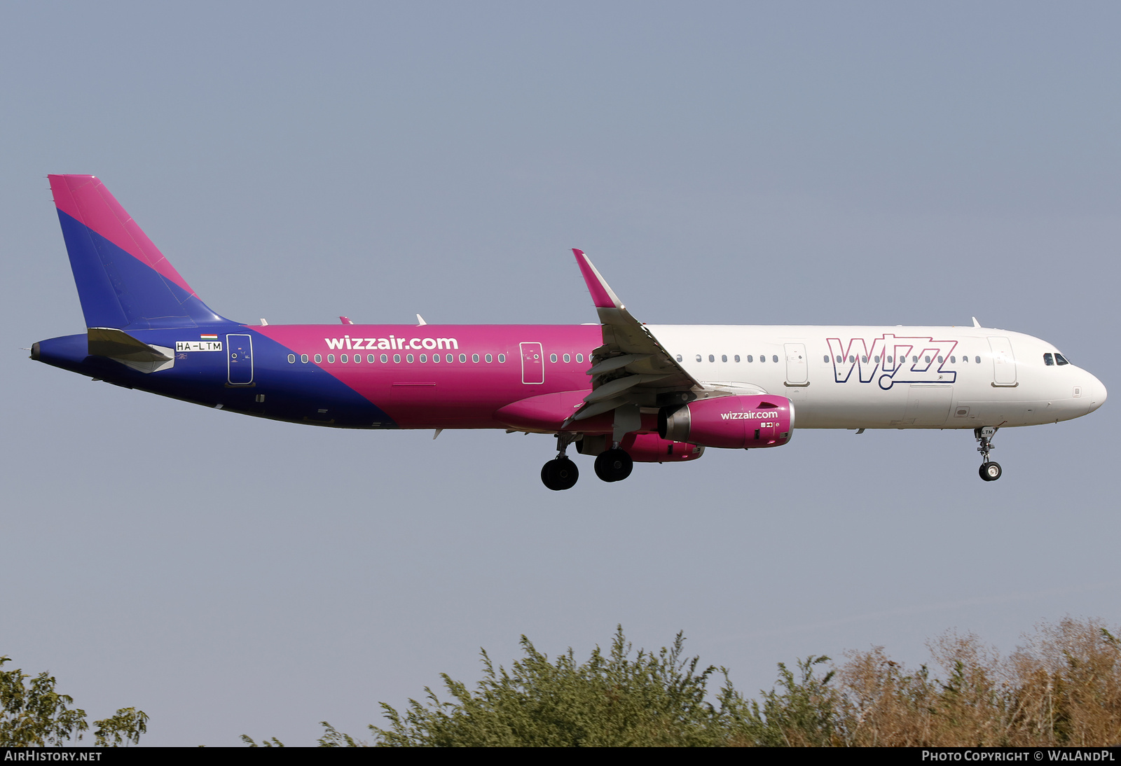 Aircraft Photo of HA-LTM | Airbus A321-231 | Wizz Air | AirHistory.net #726801