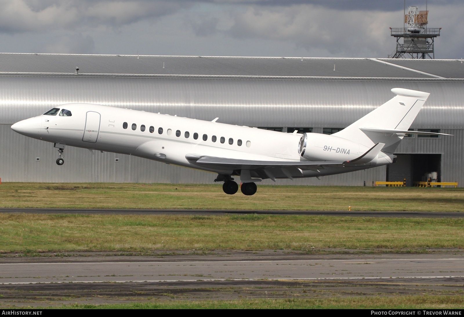 Aircraft Photo of 9H-DINA | Dassault Falcon 6X | AirHistory.net #726811