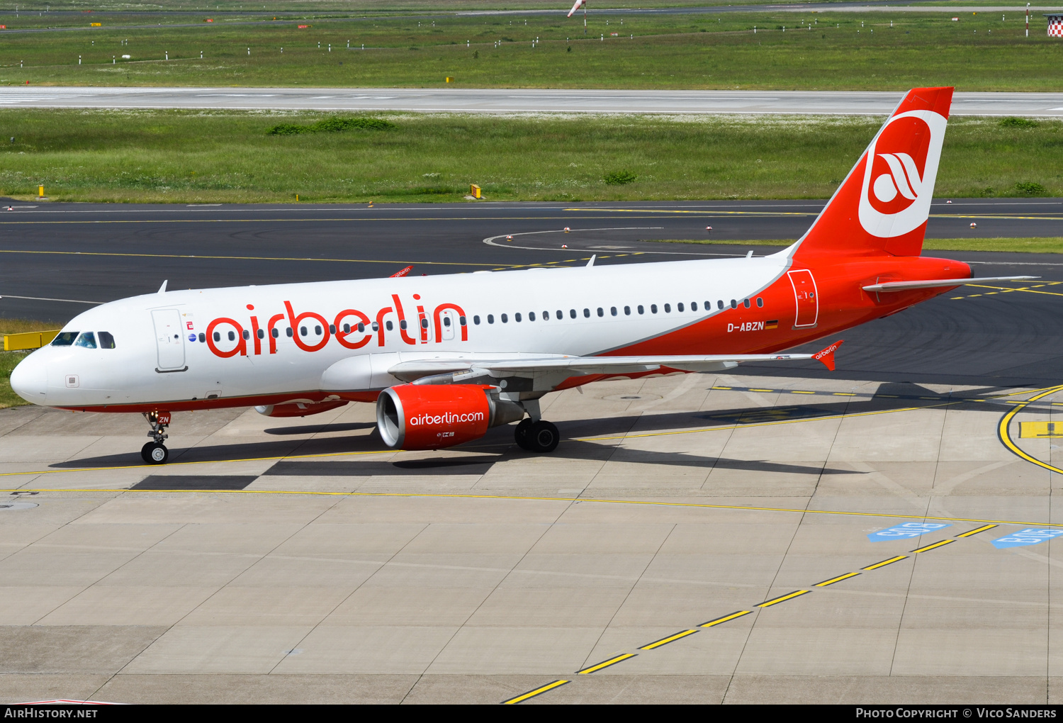 Aircraft Photo of D-ABZN | Airbus A320-216 | Air Berlin | AirHistory.net #726856