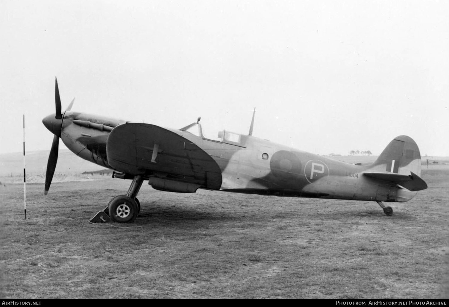 Aircraft Photo of L1004 | Supermarine 367 Spitfire PR13 | UK - Air Force | AirHistory.net #726913