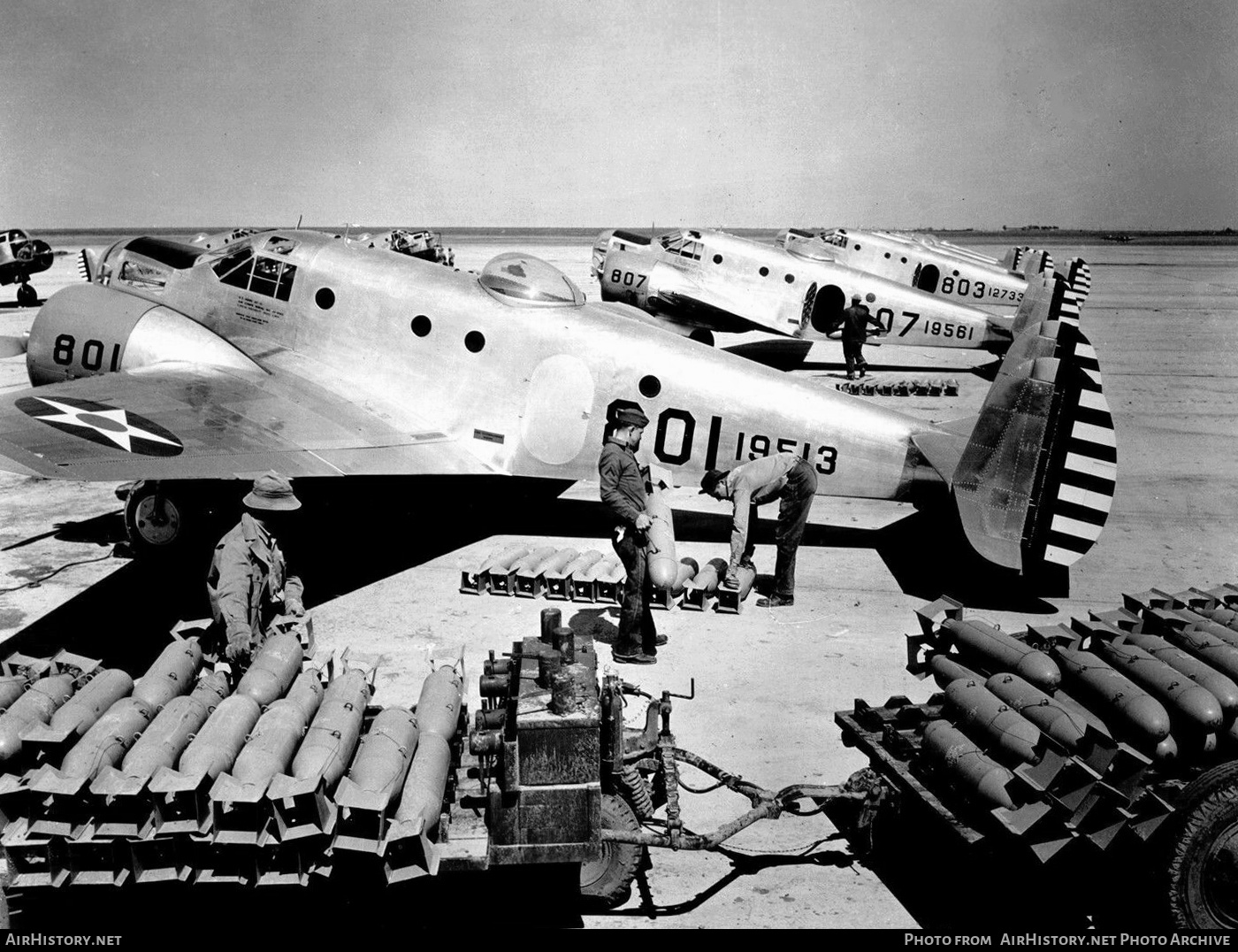 Aircraft Photo of 41-9513 / 19513 | Beech AT-11 Kansan | USA - Air Force | AirHistory.net #726946