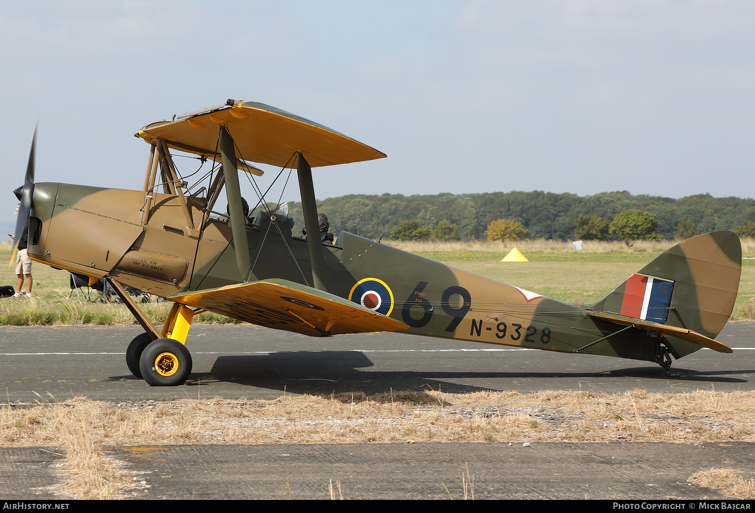 Aircraft Photo of G-ALWS / N9328 | De Havilland D.H. 82A Tiger Moth | UK - Air Force | AirHistory.net #726957
