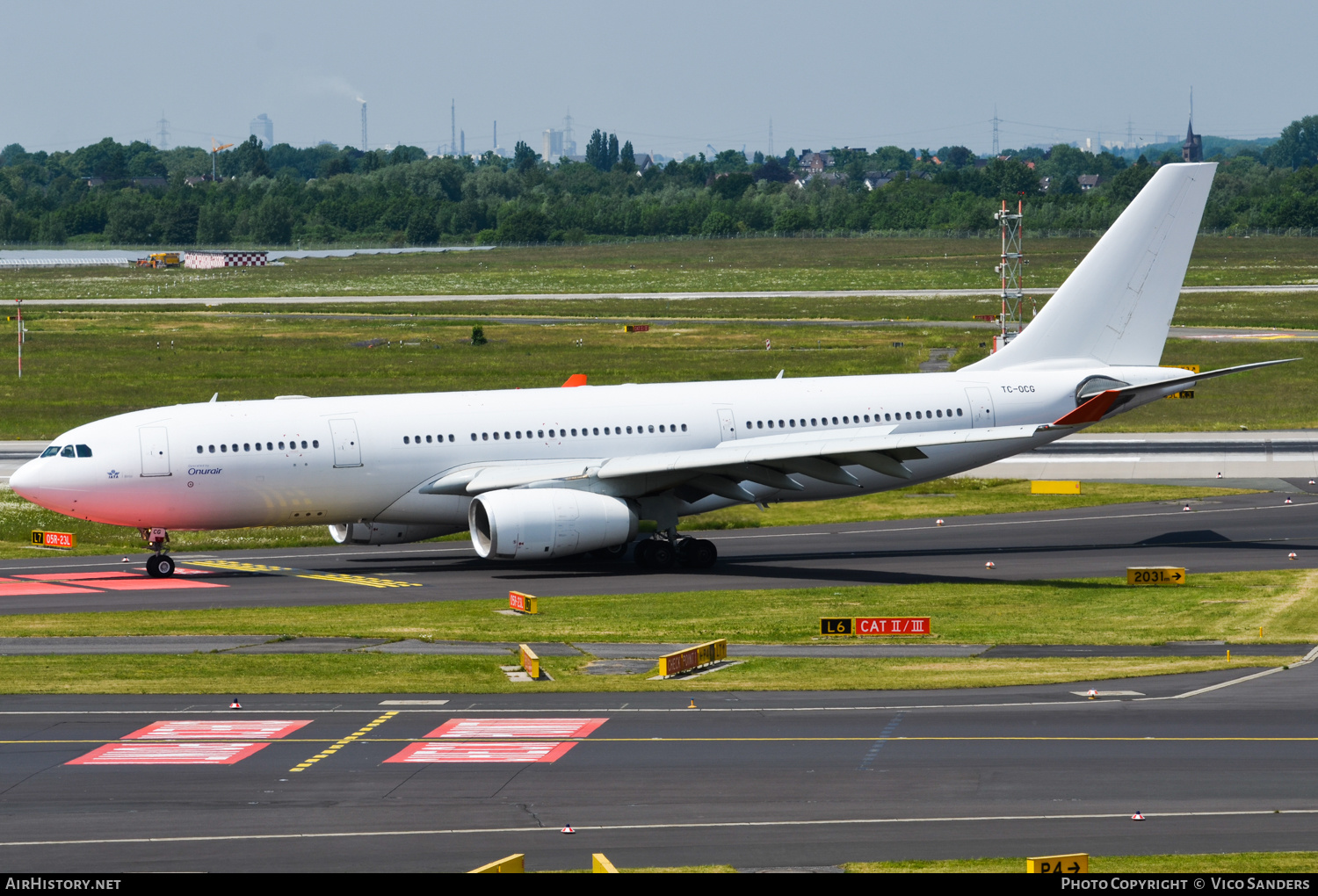 Aircraft Photo of TC-OCG | Airbus A330-243 | Onur Air | AirHistory.net #726959