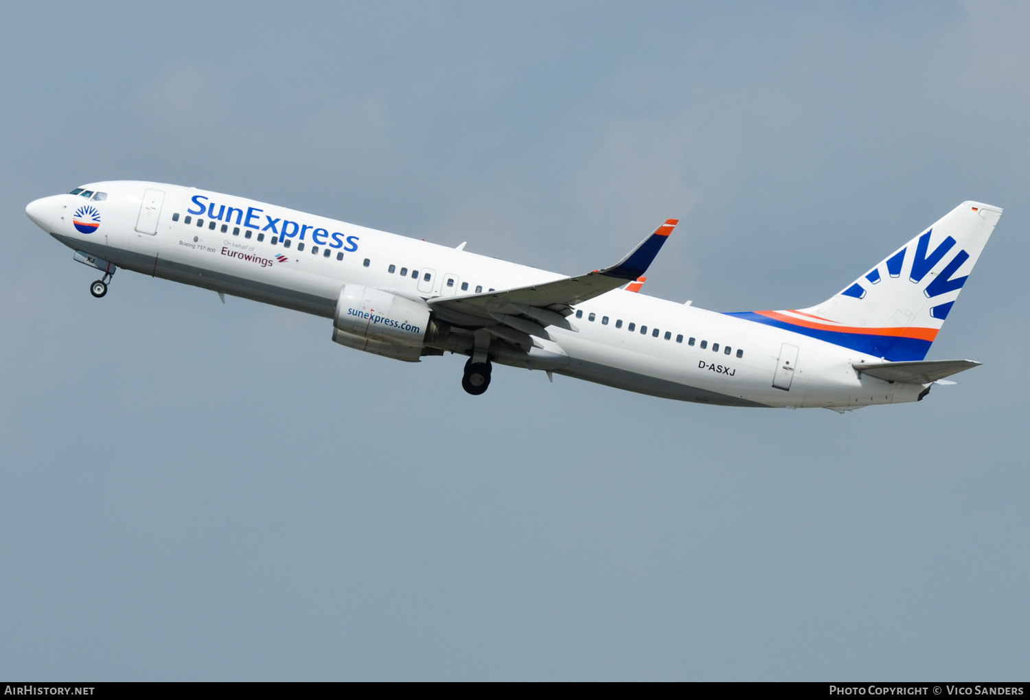 Aircraft Photo of D-ASXJ | Boeing 737-86N | SunExpress | AirHistory.net #726979