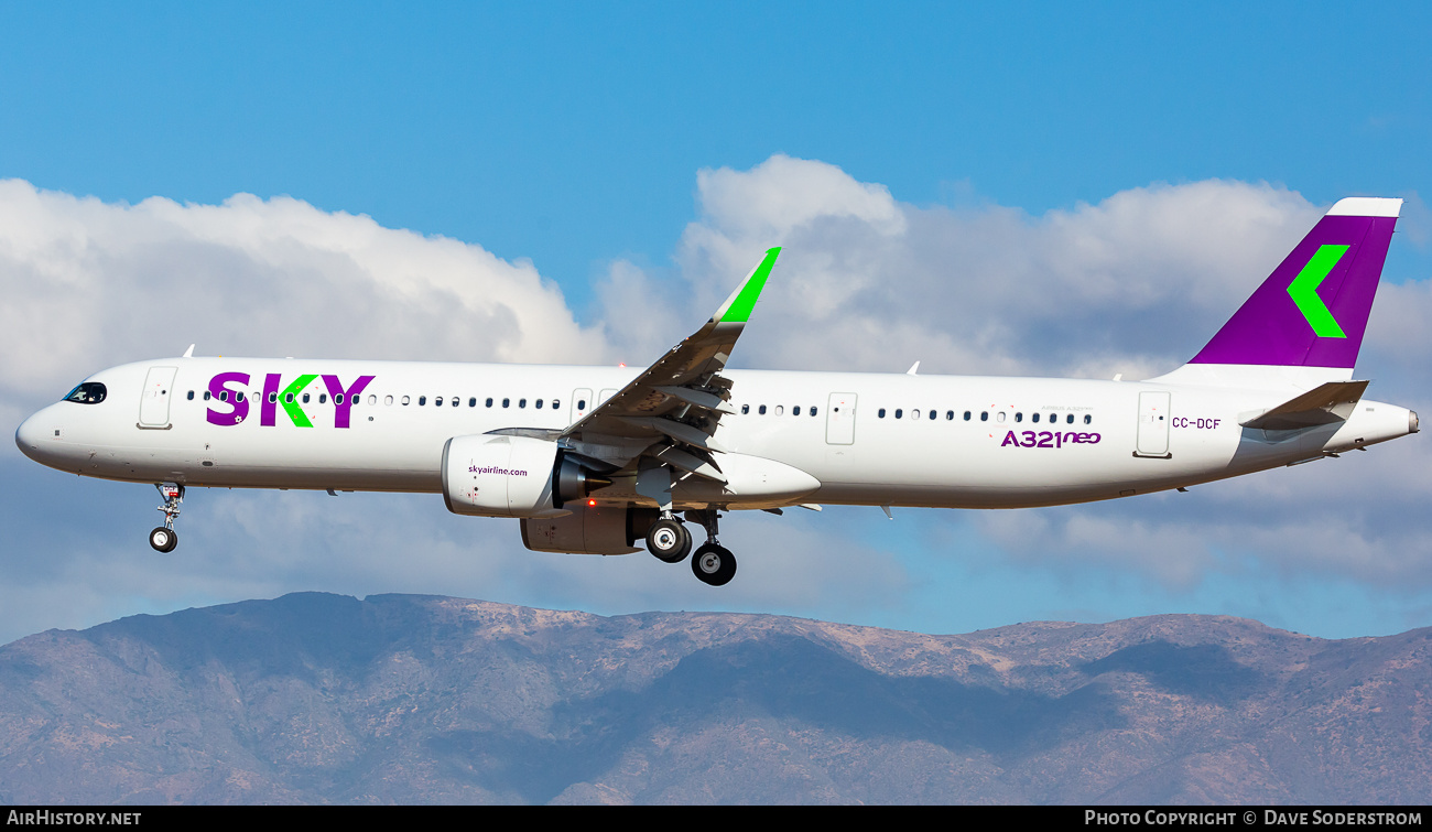 Aircraft Photo of CC-DCF | Airbus A321-251NX | Sky Airline | AirHistory.net #727003