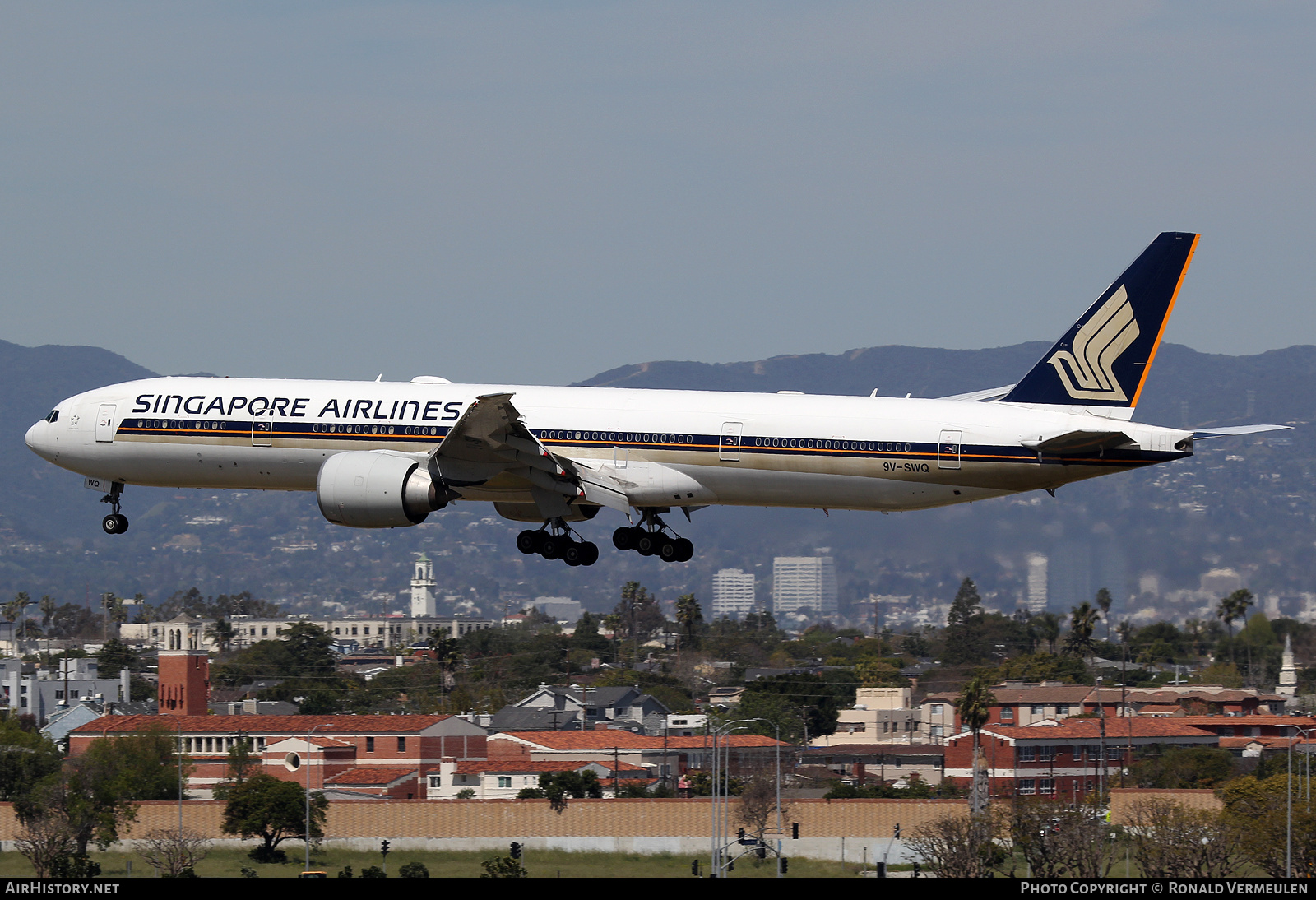 Aircraft Photo of 9V-SWQ | Boeing 777-312/ER | Singapore Airlines | AirHistory.net #727015