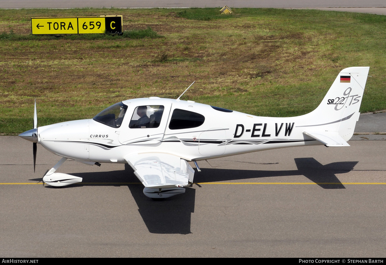 Aircraft Photo of D-ELVW | Cirrus SR-22 G2-GTS | AirHistory.net #727016
