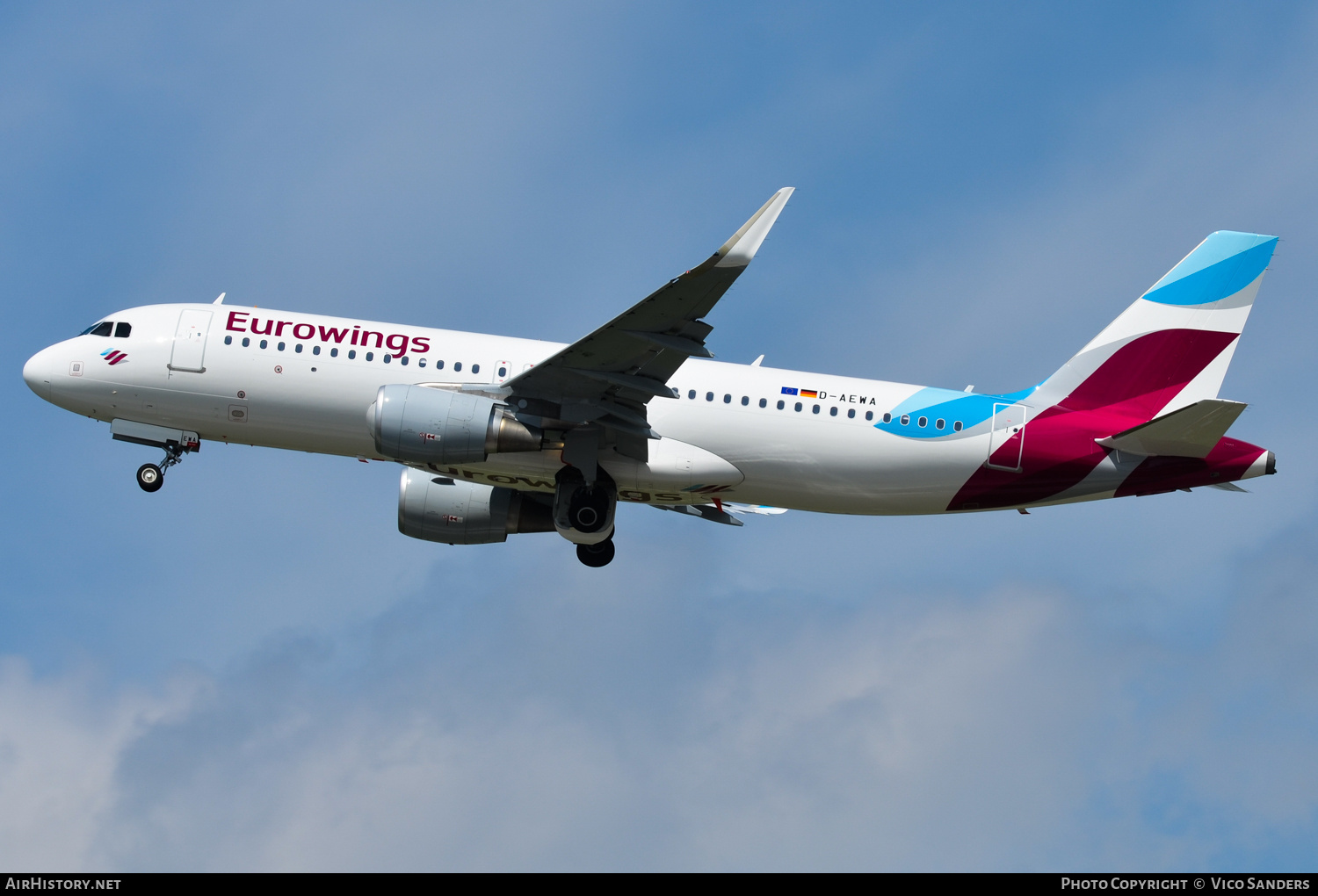 Aircraft Photo of D-AEWA | Airbus A320-214 | Eurowings | AirHistory.net #727116
