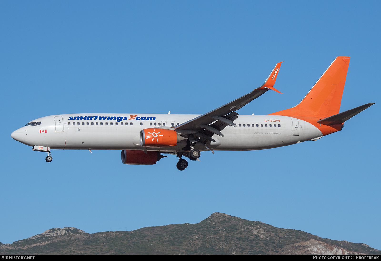 Aircraft Photo of C-GLRN | Boeing 737-800 | Smartwings | AirHistory.net #727196
