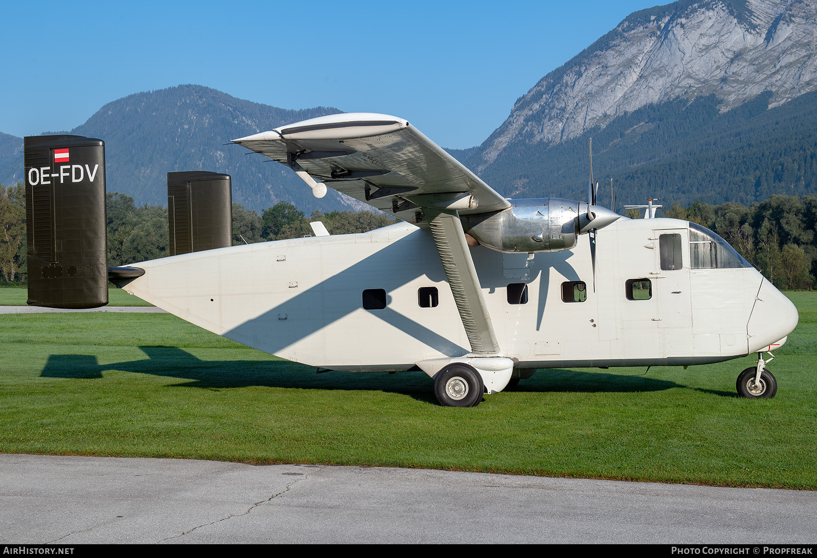 Aircraft Photo of OE-FDV | Short SC.7 Skyvan 3M-100 | AirHistory.net #727202