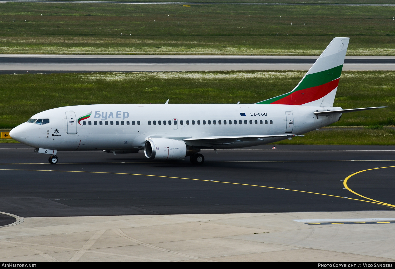 Aircraft Photo of LZ-BOO | Boeing 737-341 | Bul Air | AirHistory.net #727212