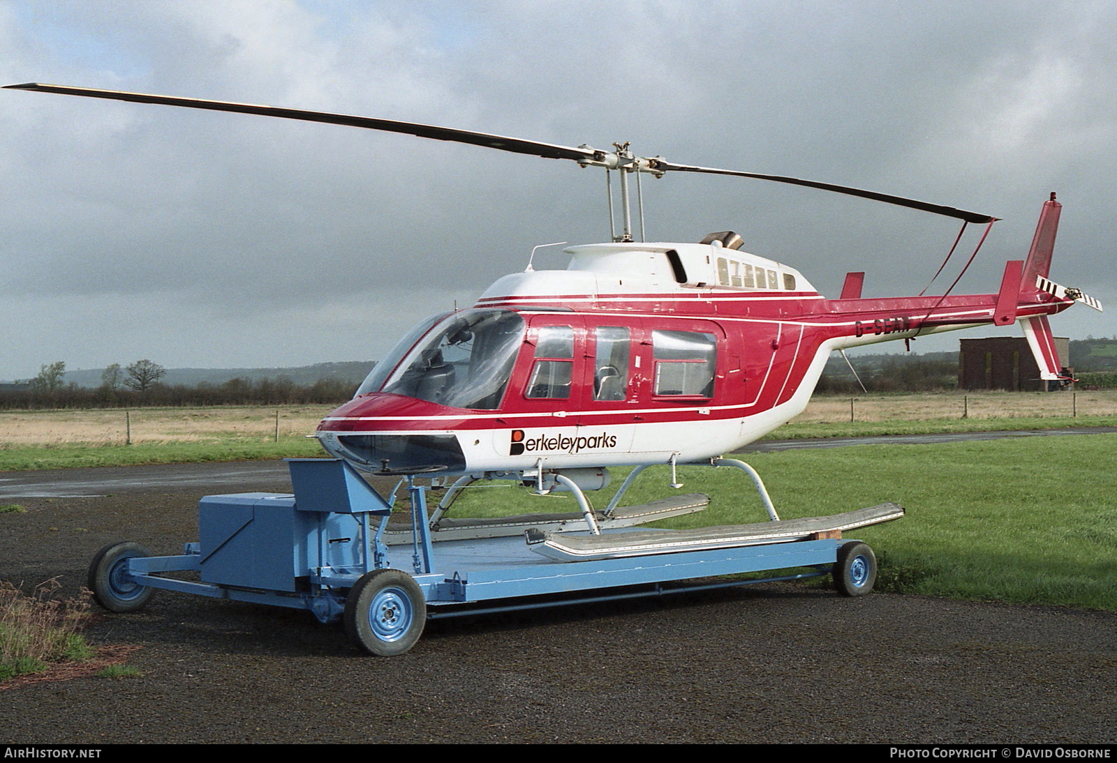 Aircraft Photo of G-SEAN | Bell 206L-3 LongRanger III | Berkeley Parks | AirHistory.net #727243