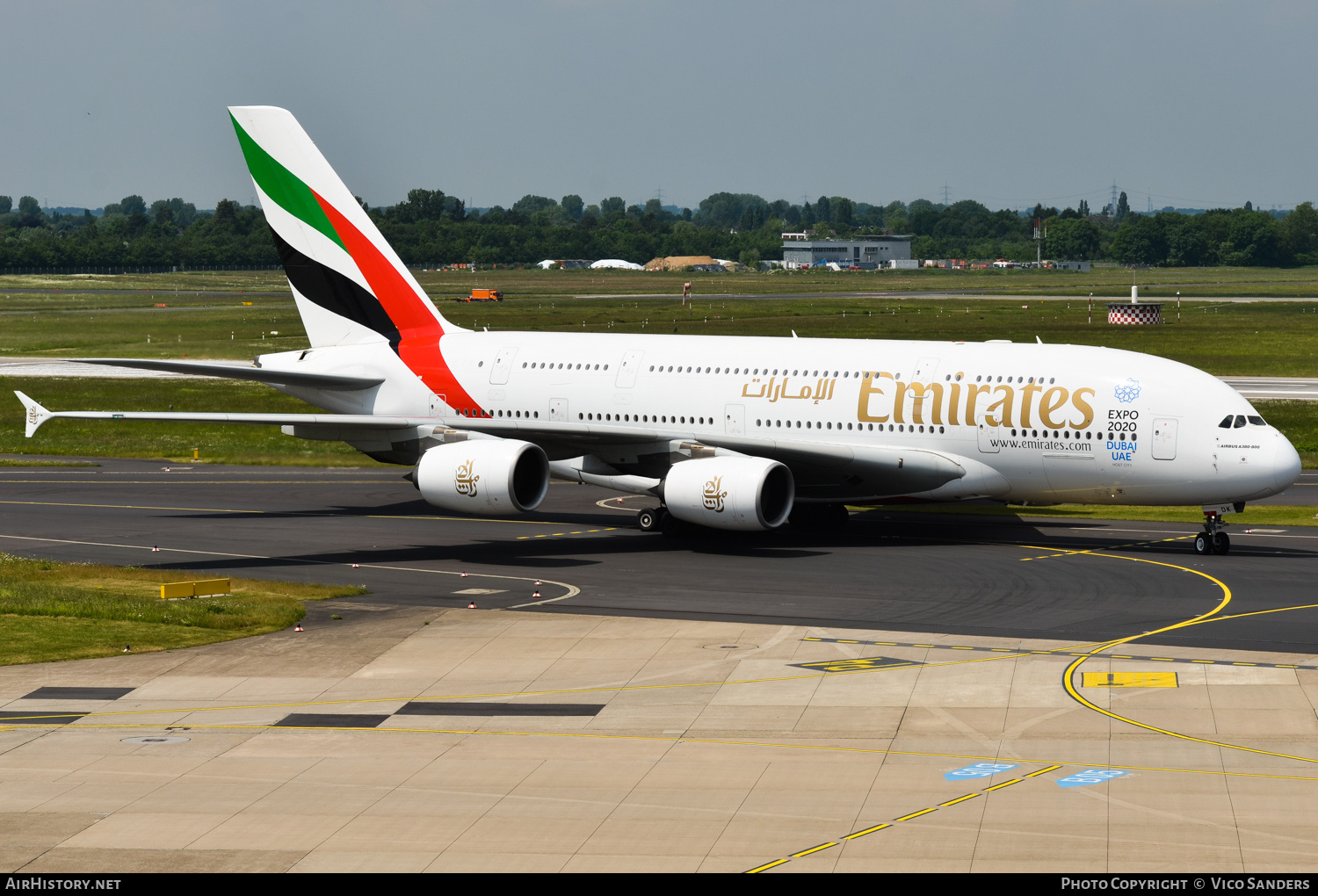Aircraft Photo of A6-EDK | Airbus A380-861 | Emirates | AirHistory.net #727270