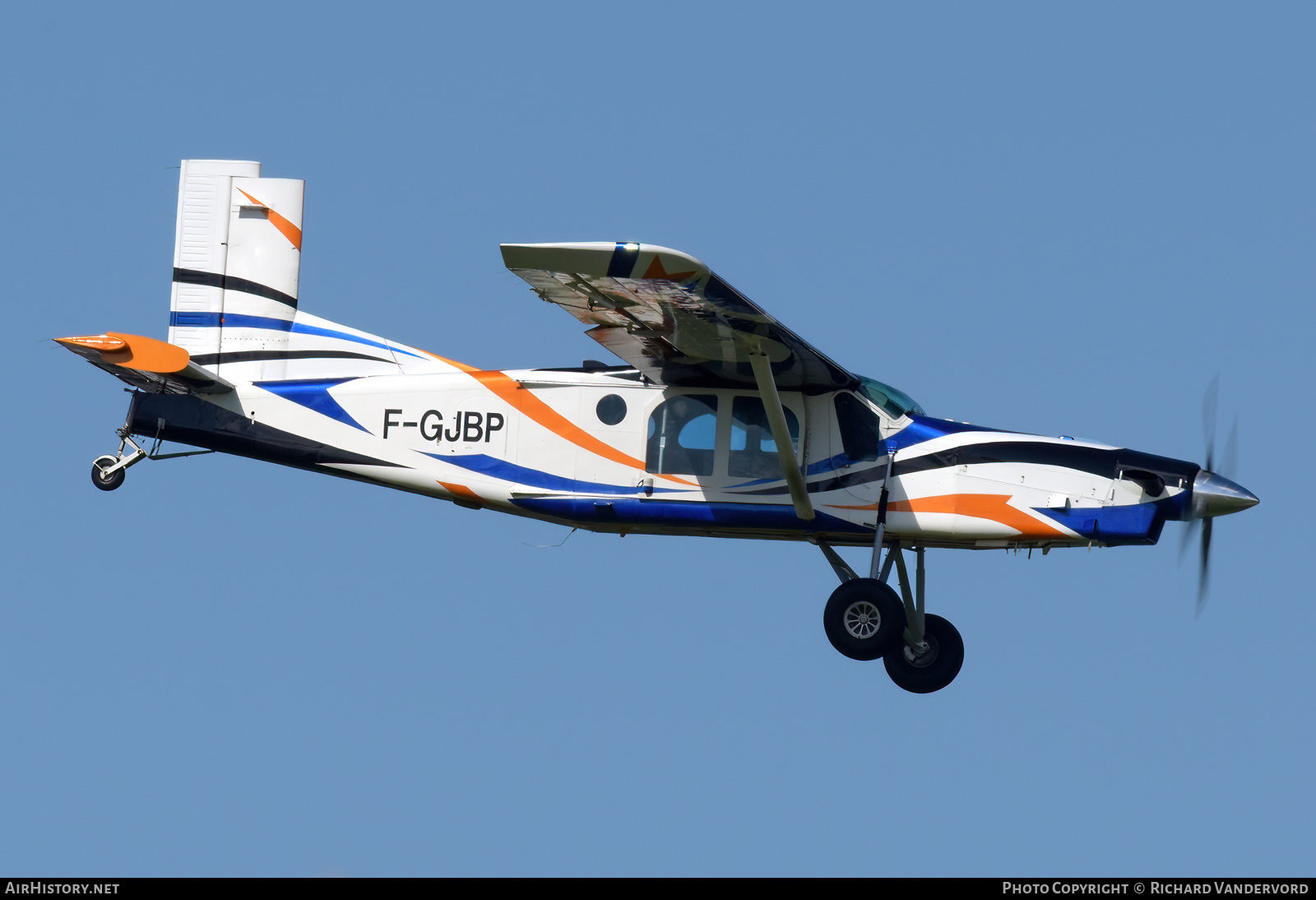 Aircraft Photo of F-GJBP | Pilatus PC-6/B2/34-H4 Turbo Porter | AirHistory.net #727330
