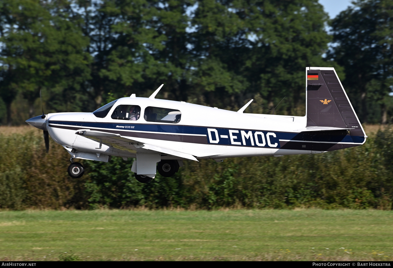 Aircraft Photo of D-EMOC | Mooney M-20J | AirHistory.net #727415