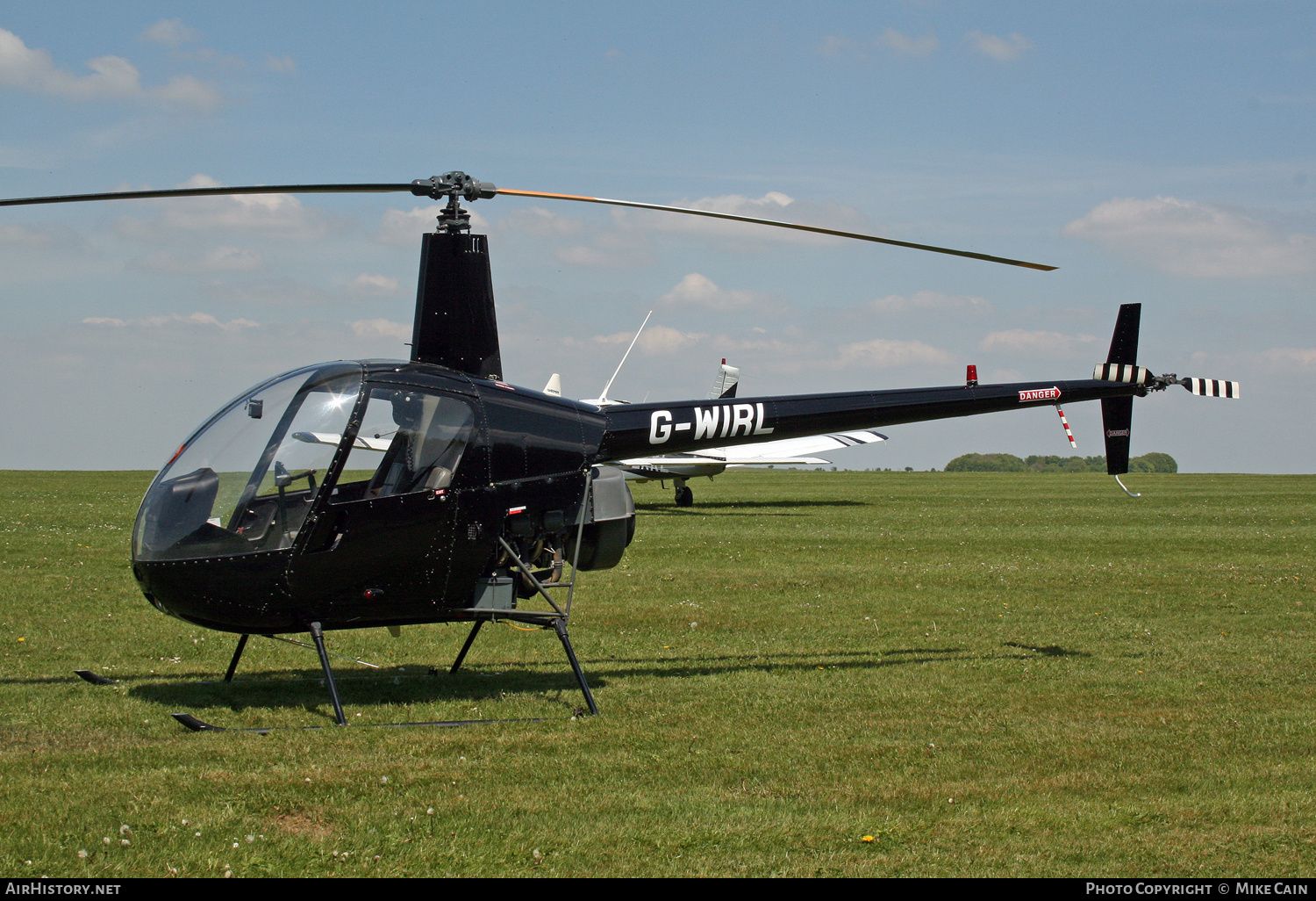 Aircraft Photo of G-WIRL | Robinson R-22 Beta | AirHistory.net #727472
