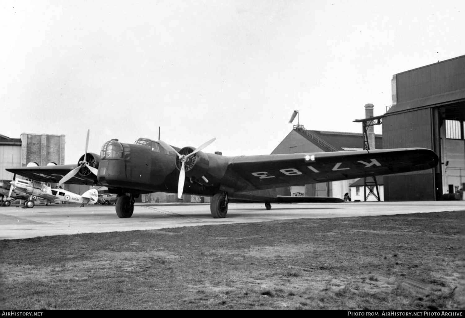 Aircraft Photo of K7183 | Armstrong Whitworth AW-38 Whitley I | UK - Air Force | AirHistory.net #727499