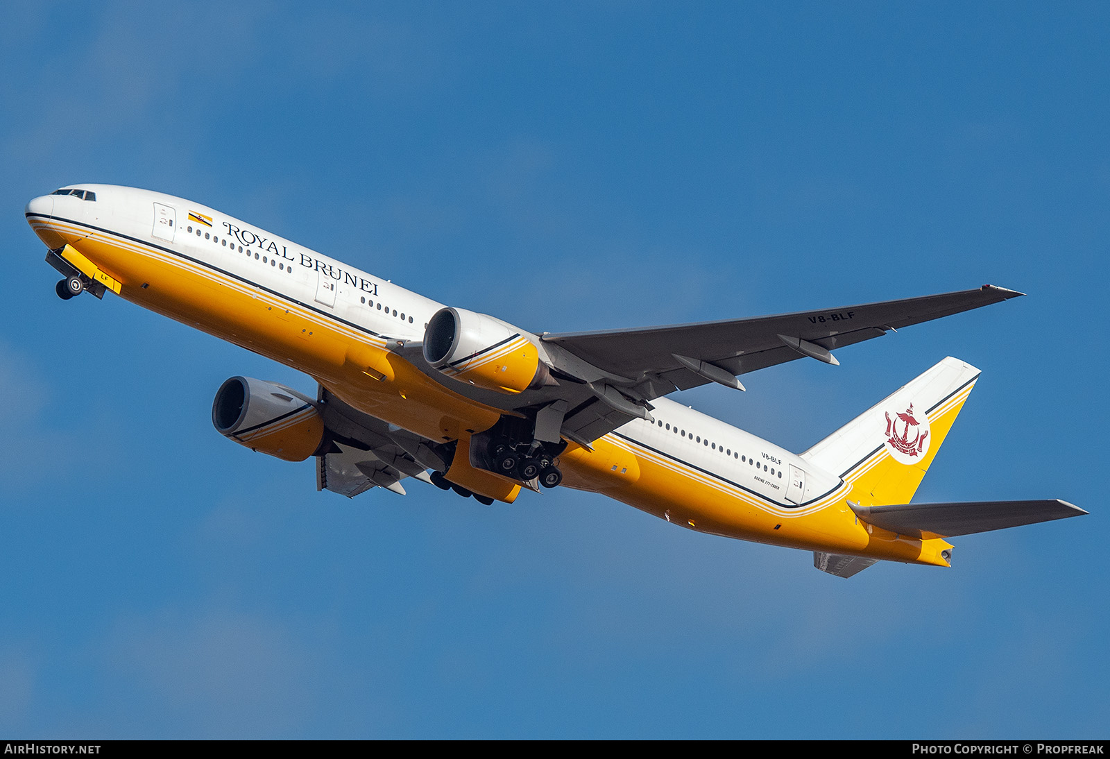 Aircraft Photo of V8-BLF | Boeing 777-212/ER | Royal Brunei Airlines | AirHistory.net #727522